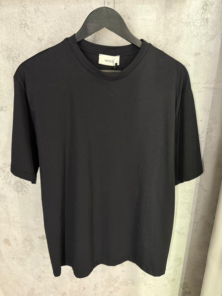 T-SHIRT - BLACK US0115