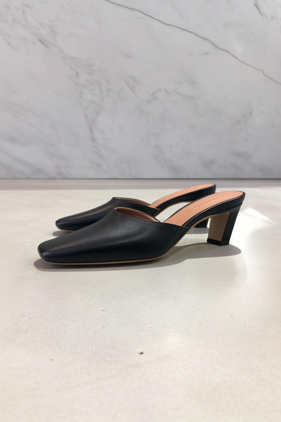Shoes Nappa Black j70