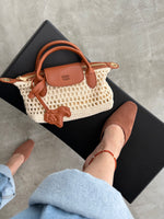 Shoes Camoscio Brown j70